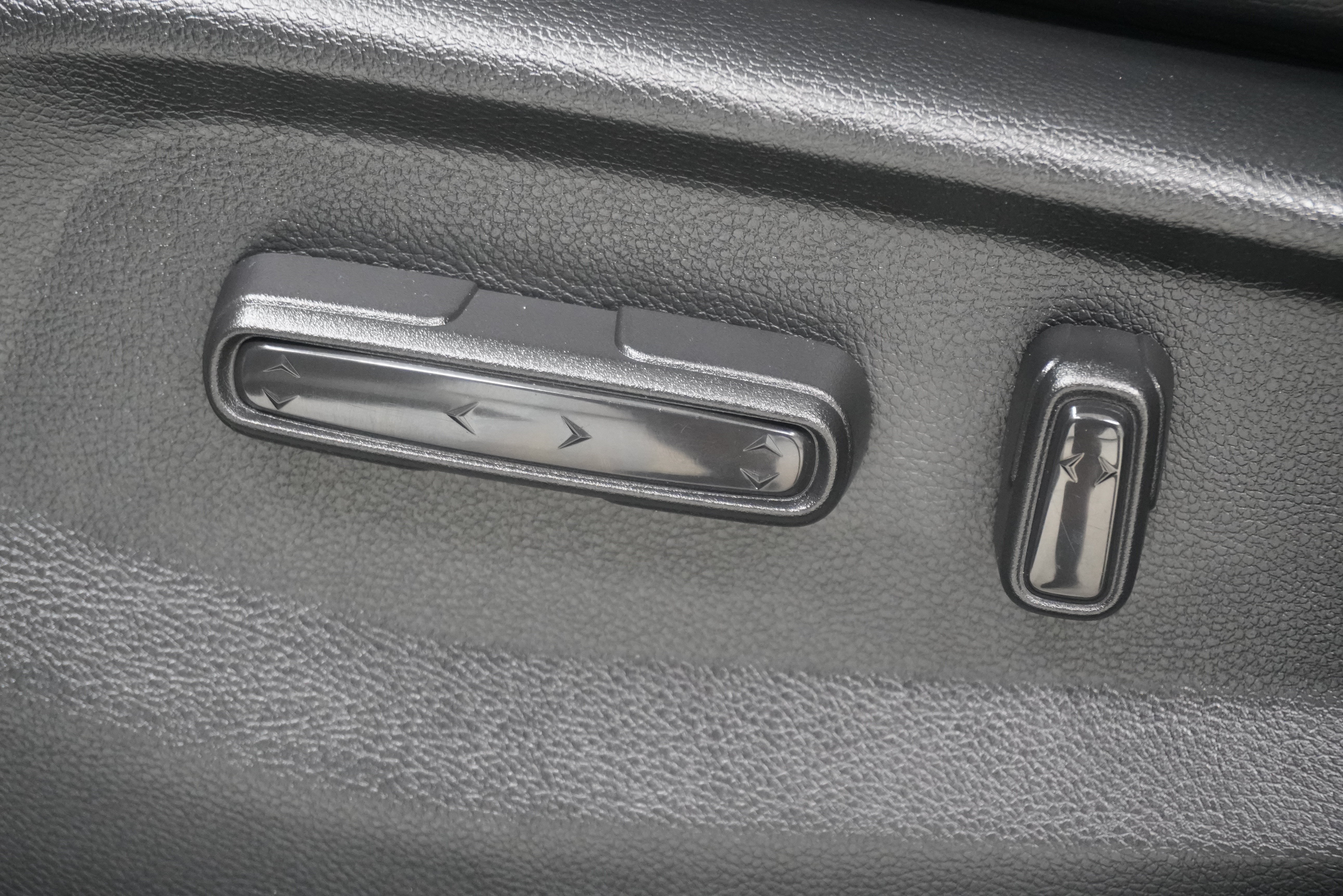Used 2018 Honda CR-V EX-L image 14