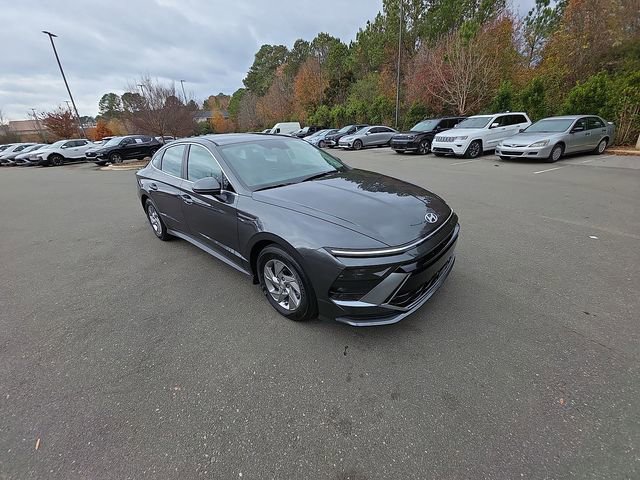 New 2026 Hyundai Sonata SE FWD image 12