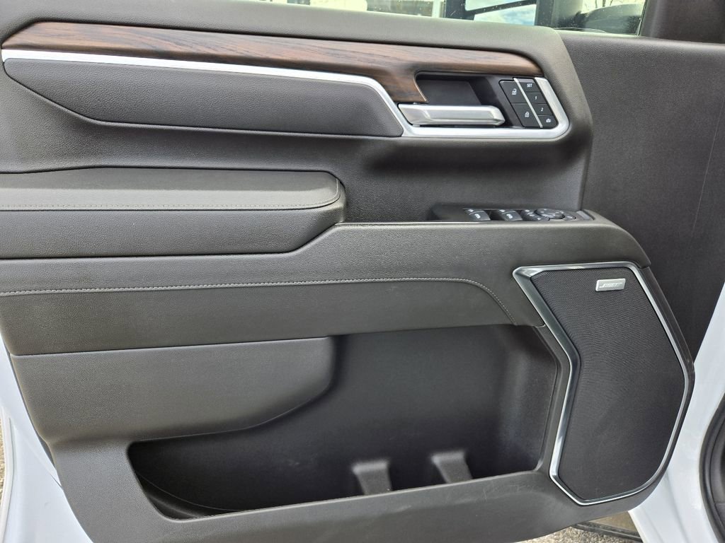 Used 2025 GMC Sierra 3500 SLT w/ SLT Convenience Package image 20