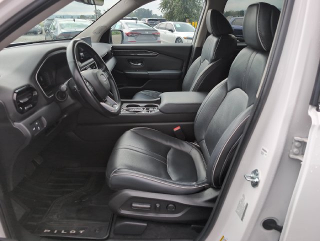 Certified 2024 Honda Pilot Elite image 16