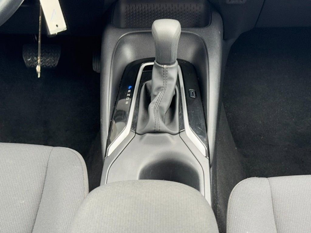 Certified 2025 Toyota Corolla LE image 17