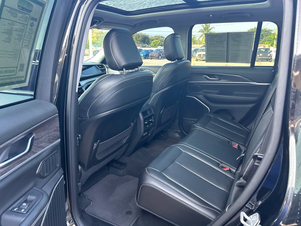 Used 2022 Jeep Grand Cherokee Limited 4xe AWD/4WD image 34