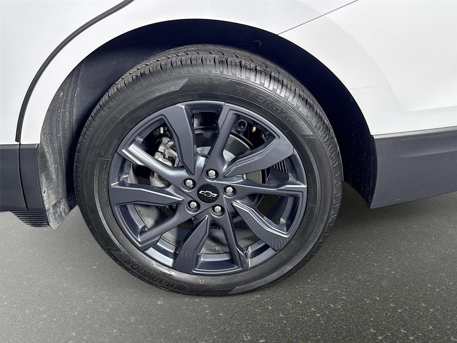 Used 2024 Chevrolet Equinox RS FWD image 30