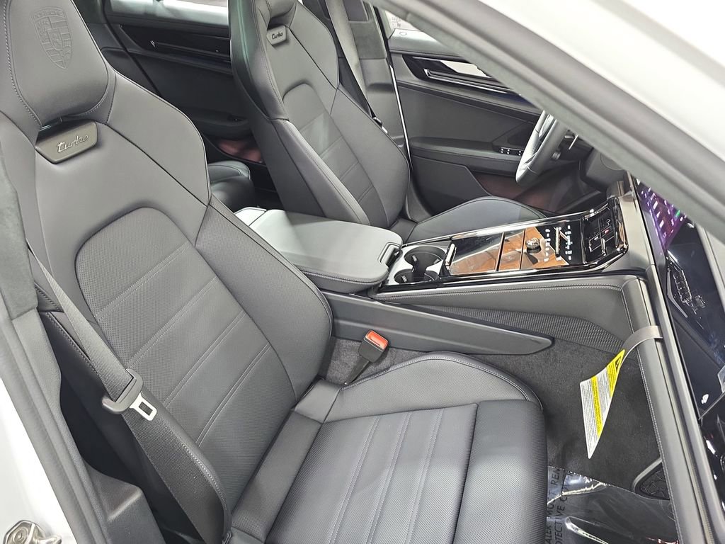 New 2026 Porsche Panamera Turbo image 27