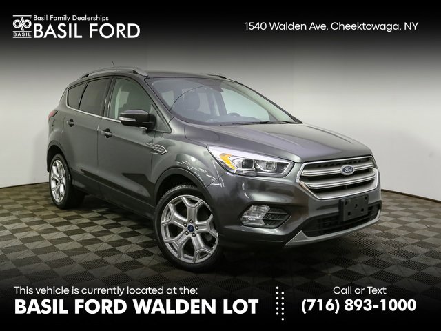 Used 2019 Ford Escape Titanium image 1