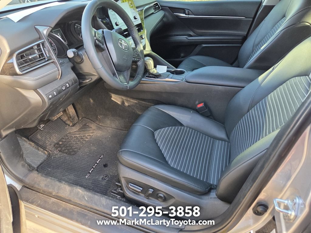 Used 2023 Toyota Camry SE FWD image 10