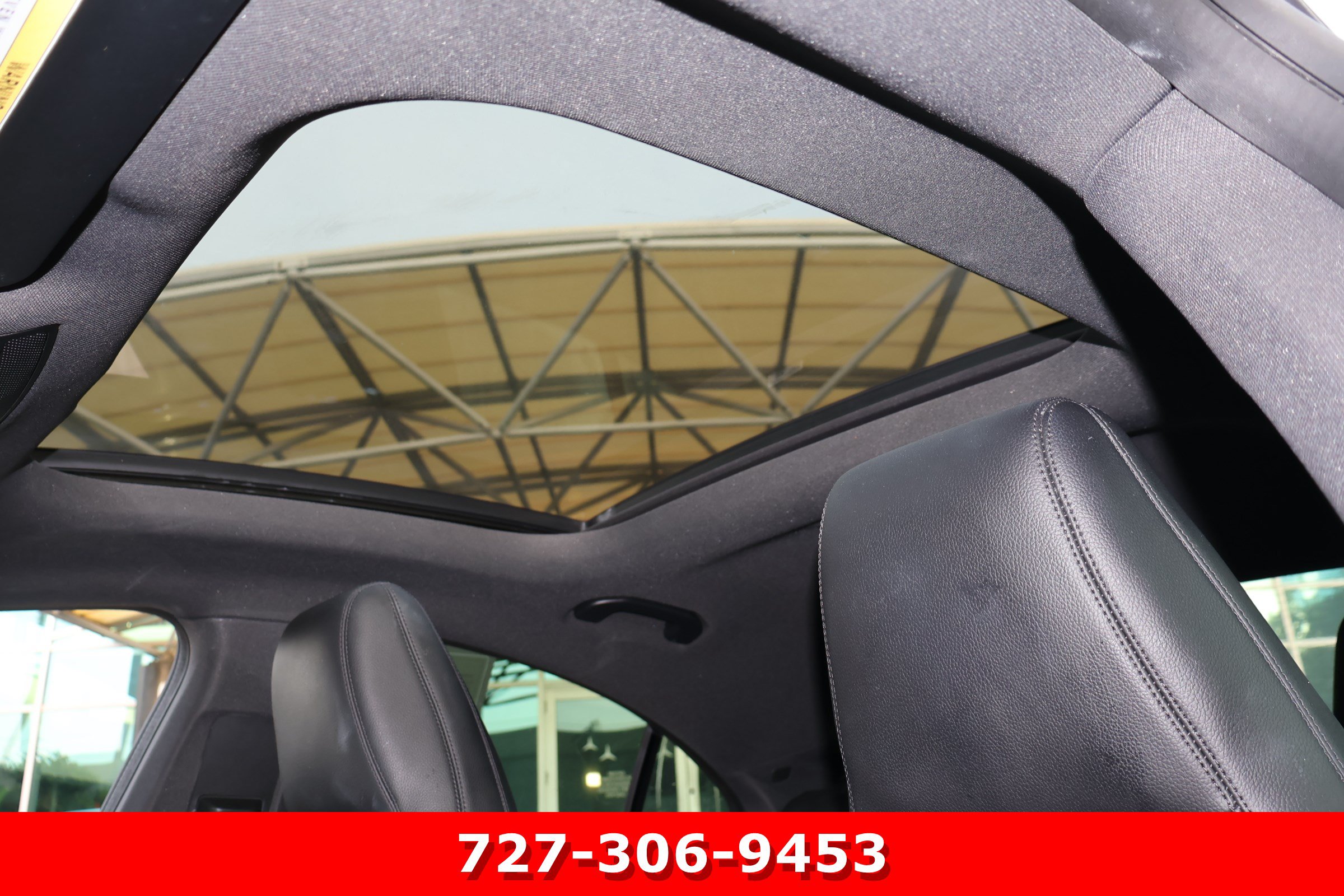 Used 2014 Mercedes-Benz CLA 250 image 4