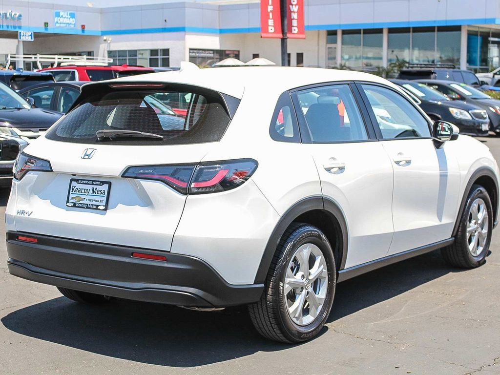 Used 2024 Honda HR-V LX image 8