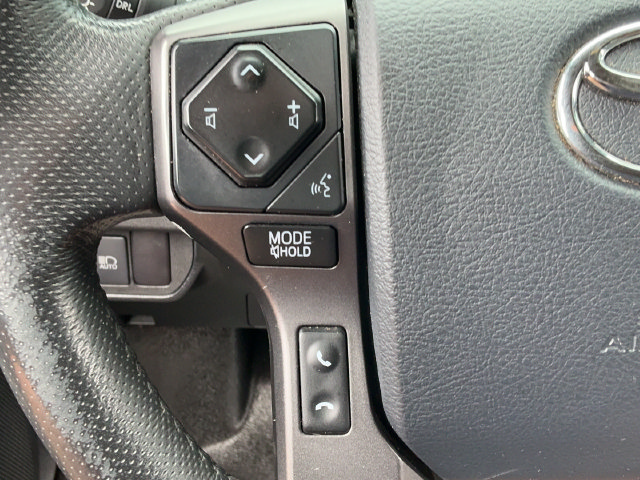 Used 2019 Toyota Tacoma TRD Off-Road AWD/4WD image 20