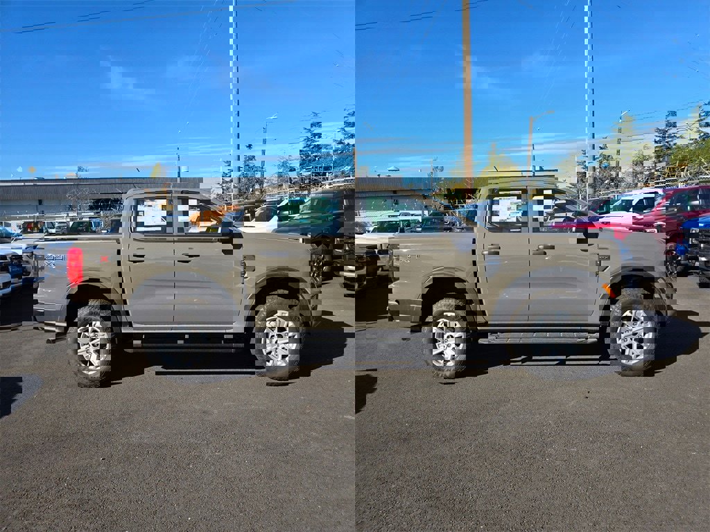 New 2025 Ford Ranger XL image 4