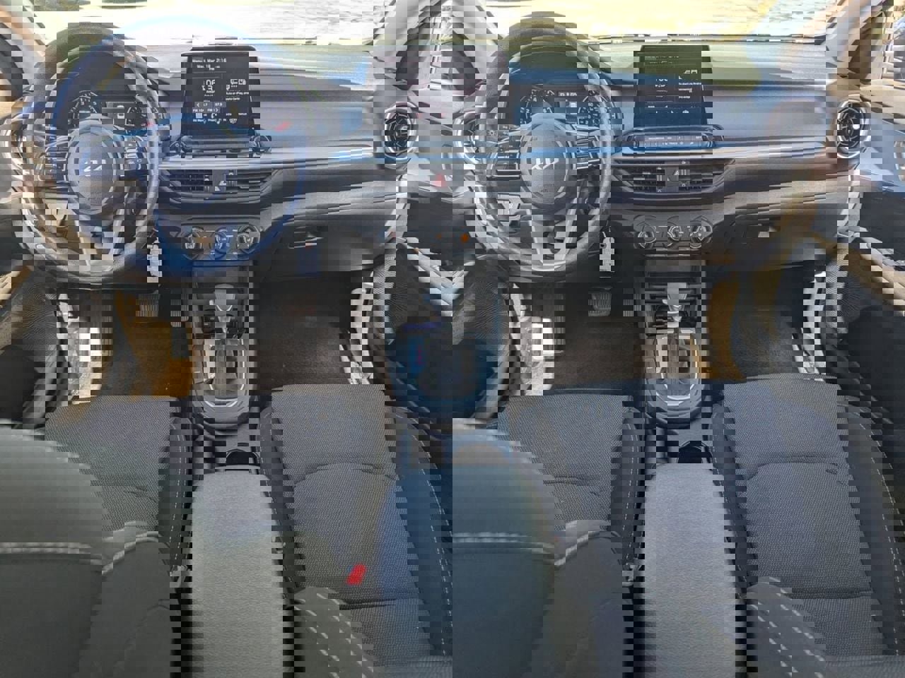 Used 2024 Kia Forte LXS image 10