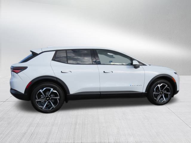 New 2026 Chevrolet Equinox EV LT image 8