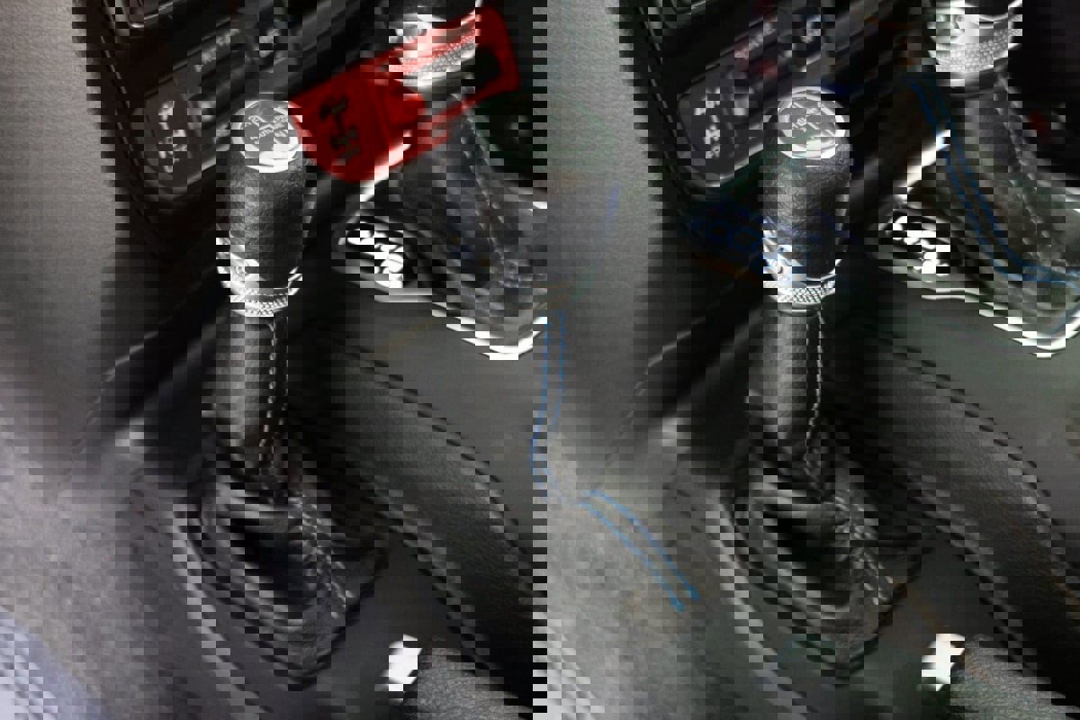 Used 2022 Jeep Wrangler Unlimited Rubicon 4xe w/ Safety Group image 15