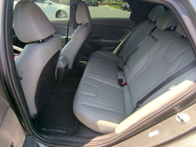 Used 2024 Hyundai Elantra Limited FWD image 36