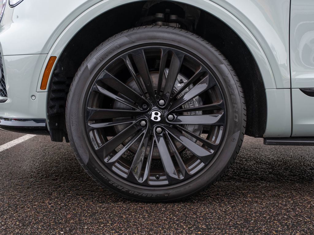 Used 2023 Bentley Bentayga Speed AWD/4WD image 6