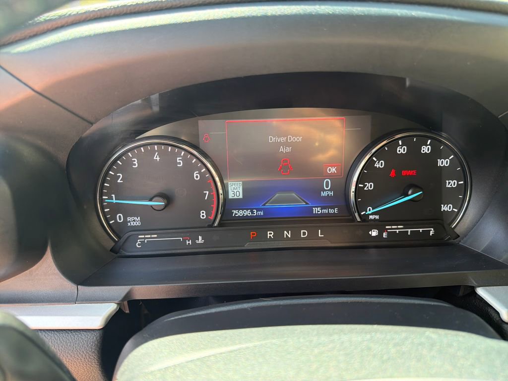 Certified 2022 Ford Explorer XLT w/ Equipment Group 202A AWD/4WD image 14