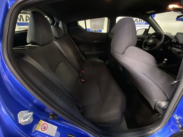 Used 2019 Toyota C-HR LE FWD image 30