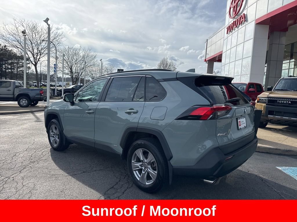 Certified 2022 Toyota RAV4 XLE w/ Convenience Package image 6