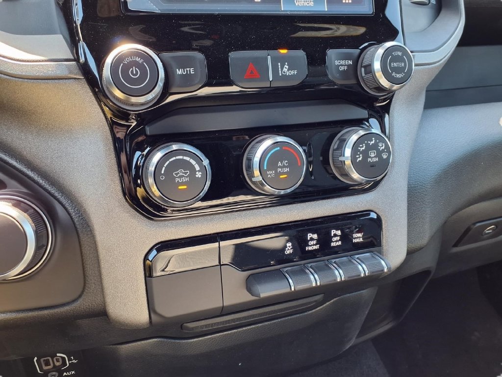 New 2026 RAM 1500 Tradesman AWD/4WD image 10