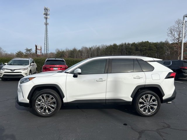 Used 2019 Toyota RAV4 XLE Premium w/ Cold Weather Package image 10