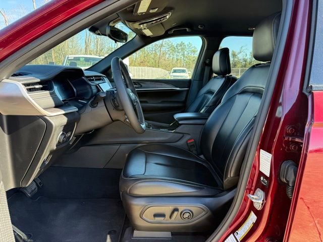 Used 2024 Jeep Grand Cherokee Limited image 25