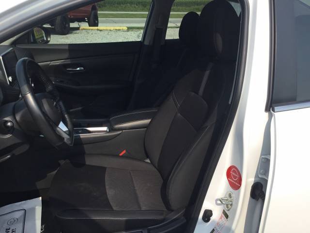 Used 2022 Nissan Sentra SV w/ Trunk Package FWD image 13