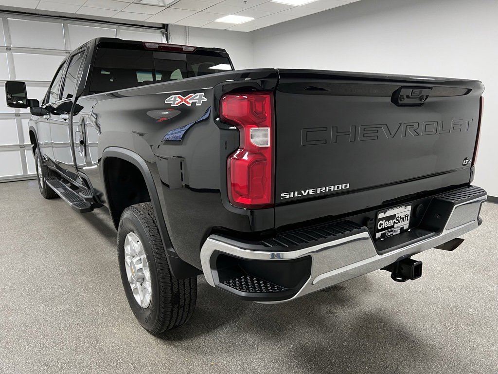 Used 2022 Chevrolet Silverado 3500 LTZ image 10