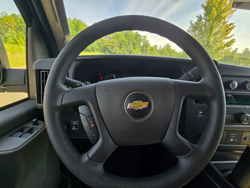 Used 2023 Chevrolet Express 3500 LT w/ LT Preferred Equipment Group RWD image 26