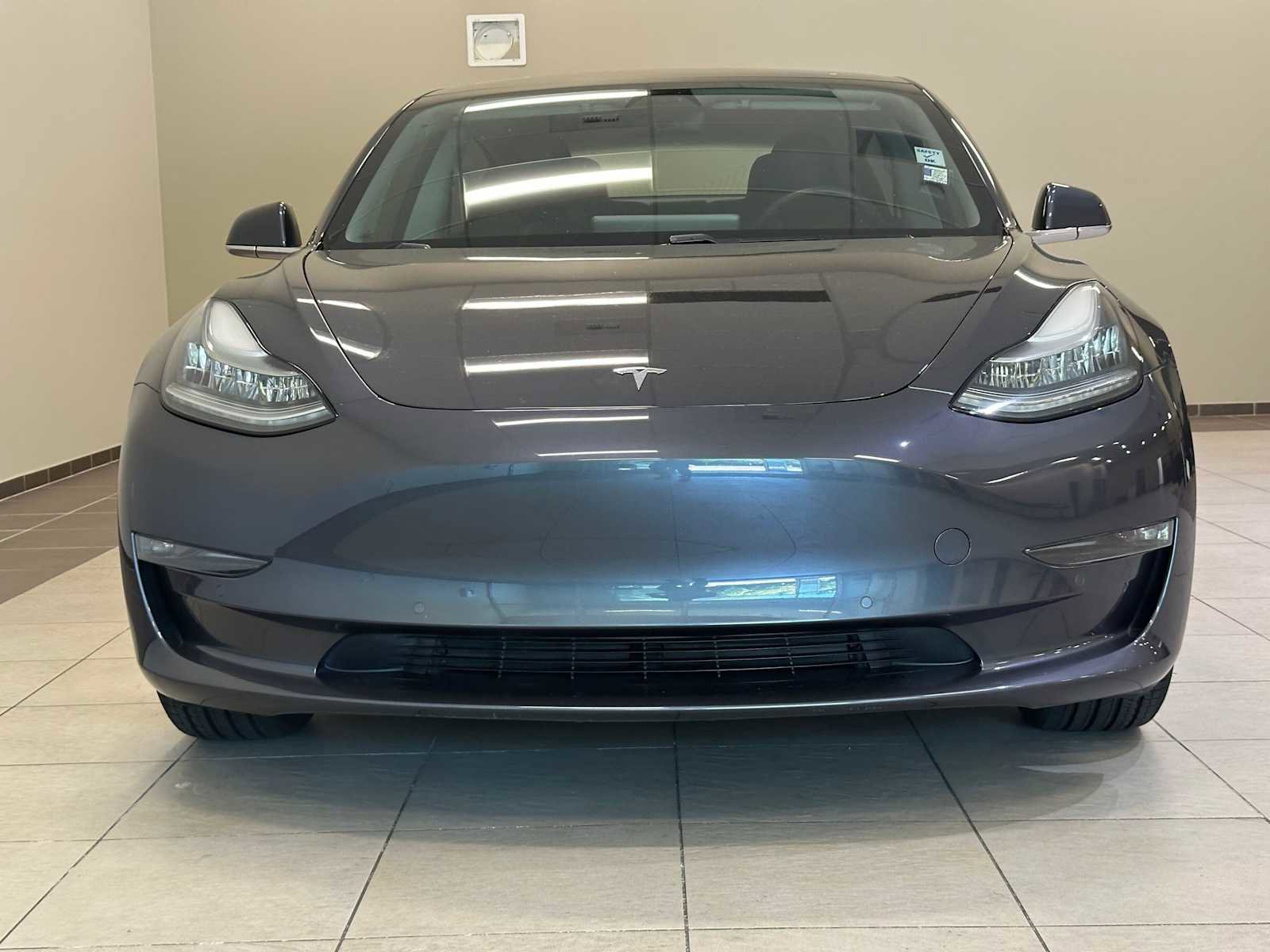Used 2018 Tesla Model 3 Long Range RWD image 7