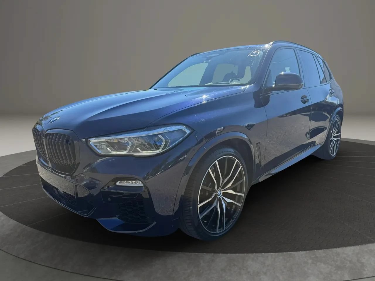 Used 2020 BMW X5 M50i w/ Executive Package AWD/4WD image 1