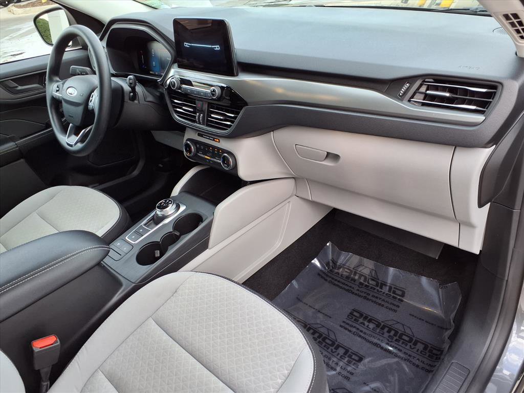 Used 2025 Ford Escape Active image 8