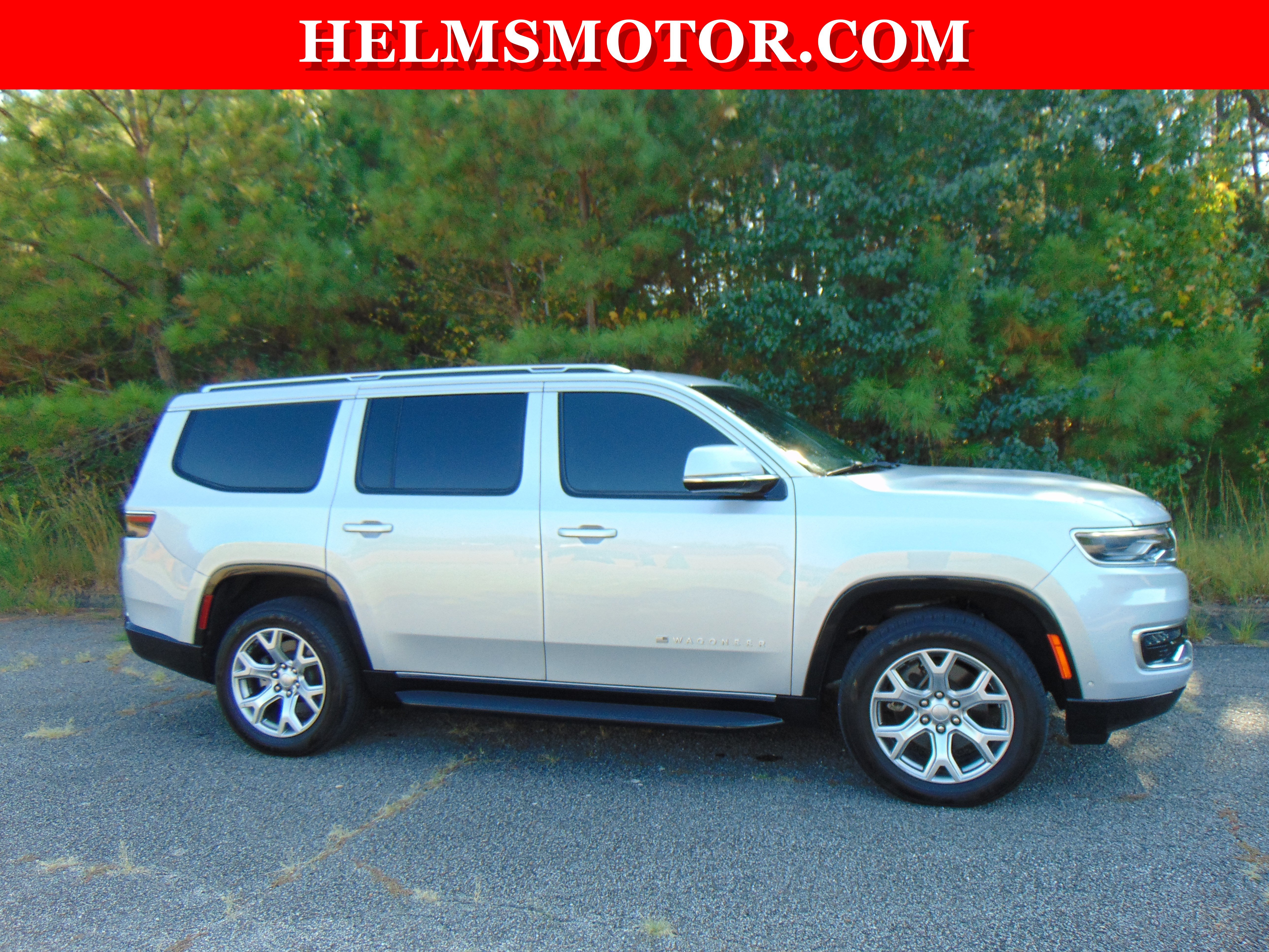 Used 2022 Jeep Wagoneer Series II AWD/4WD image 12