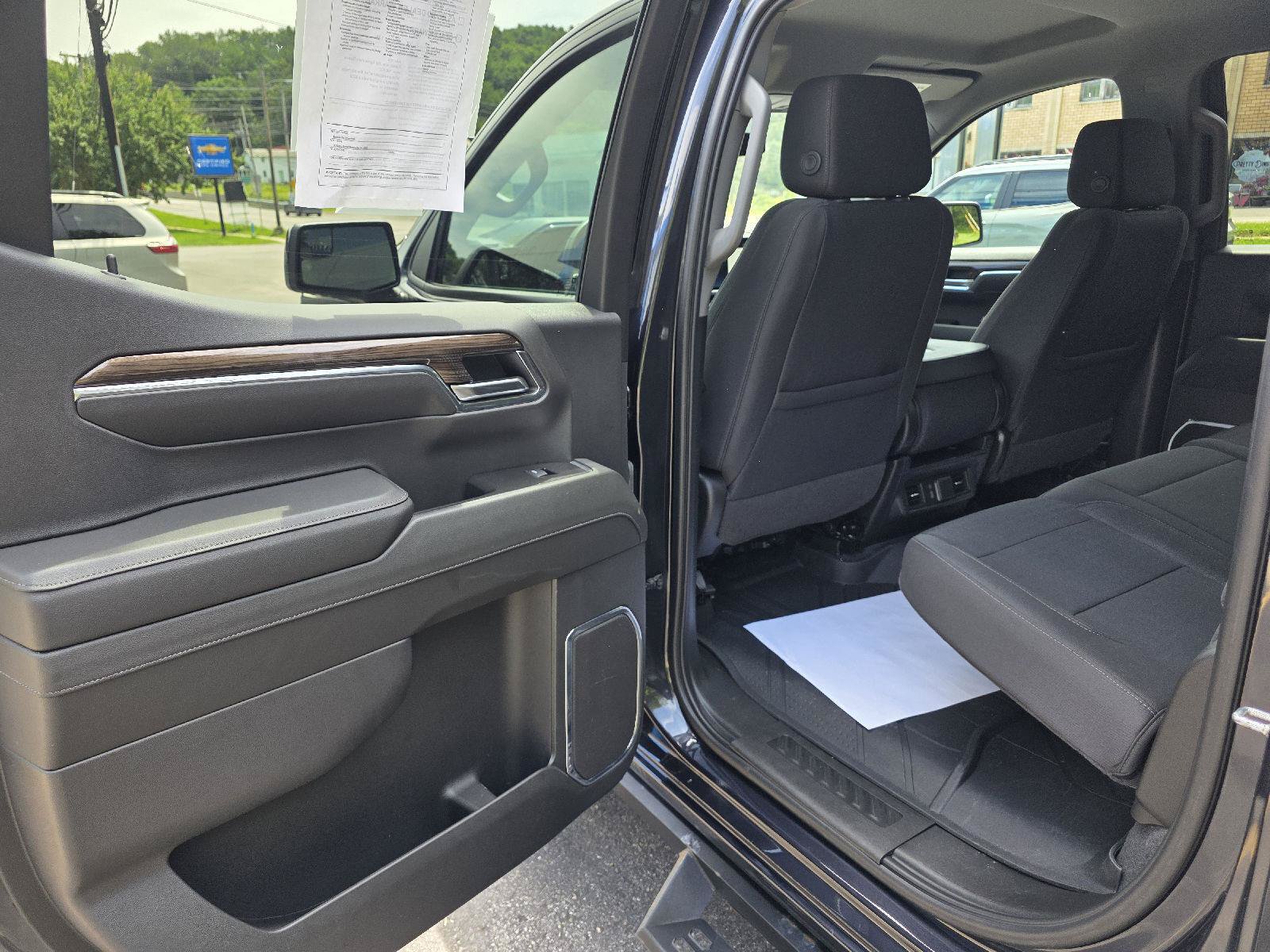 Used 2024 Chevrolet Silverado 1500 RST w/ Max Trailering Package AWD/4WD image 20