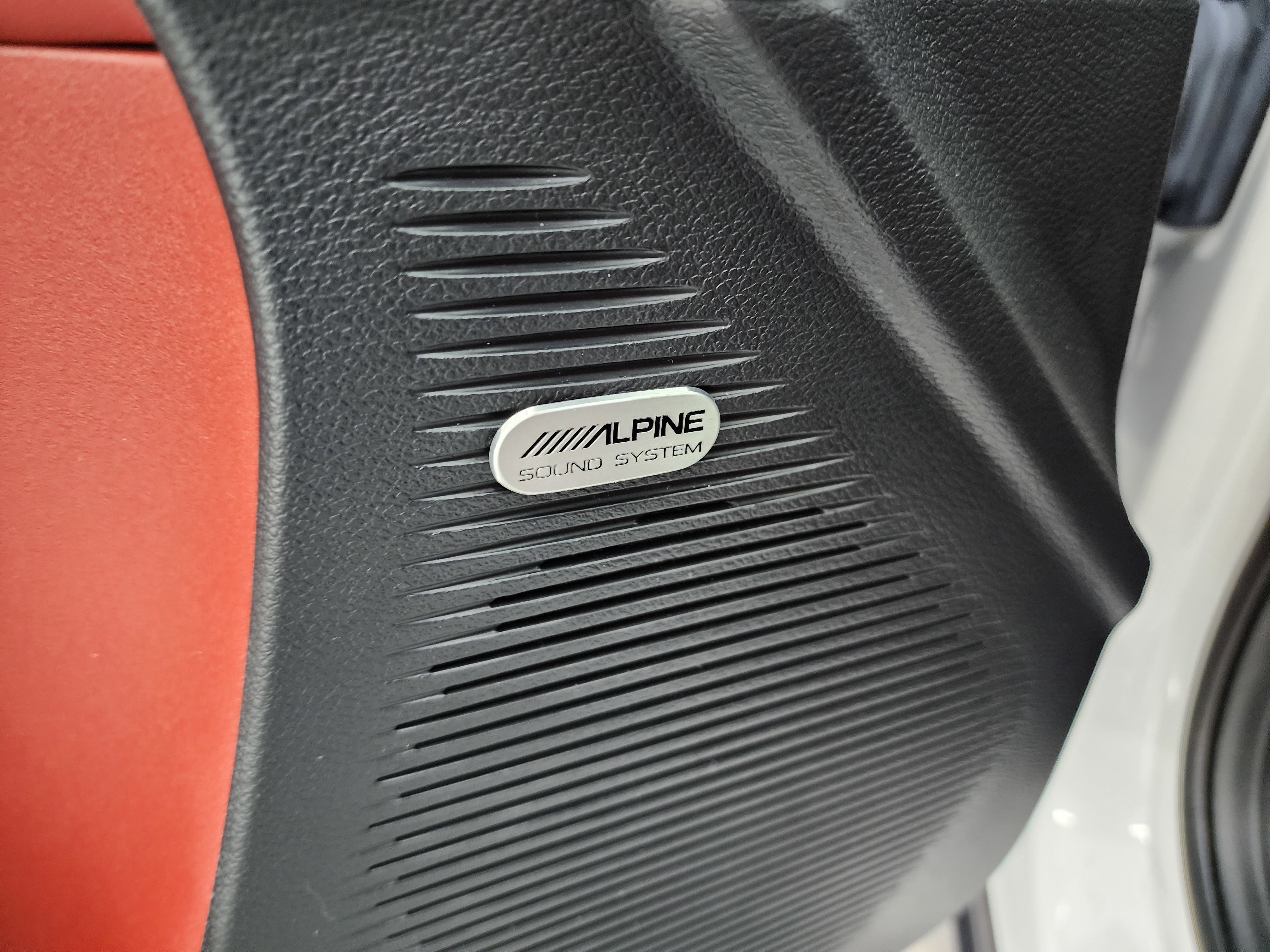 Used 2019 Dodge Challenger SRT Hellcat Redeye image 40