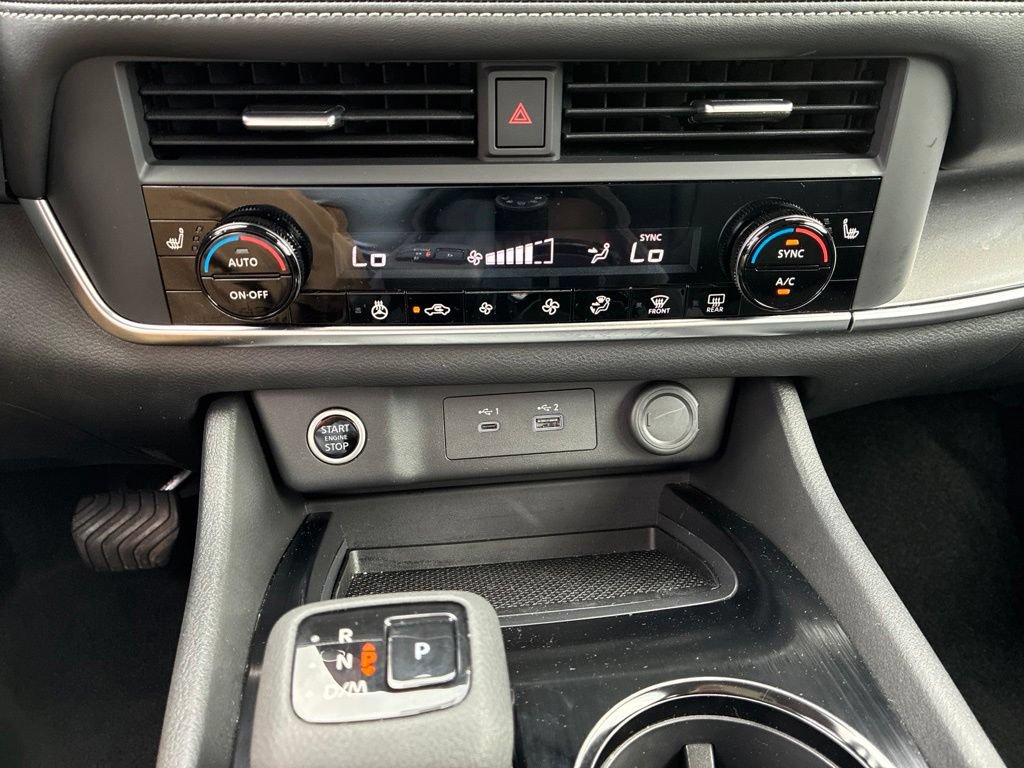 Certified 2023 Nissan Rogue SV w/ SV Premium B Package AWD/4WD image 21