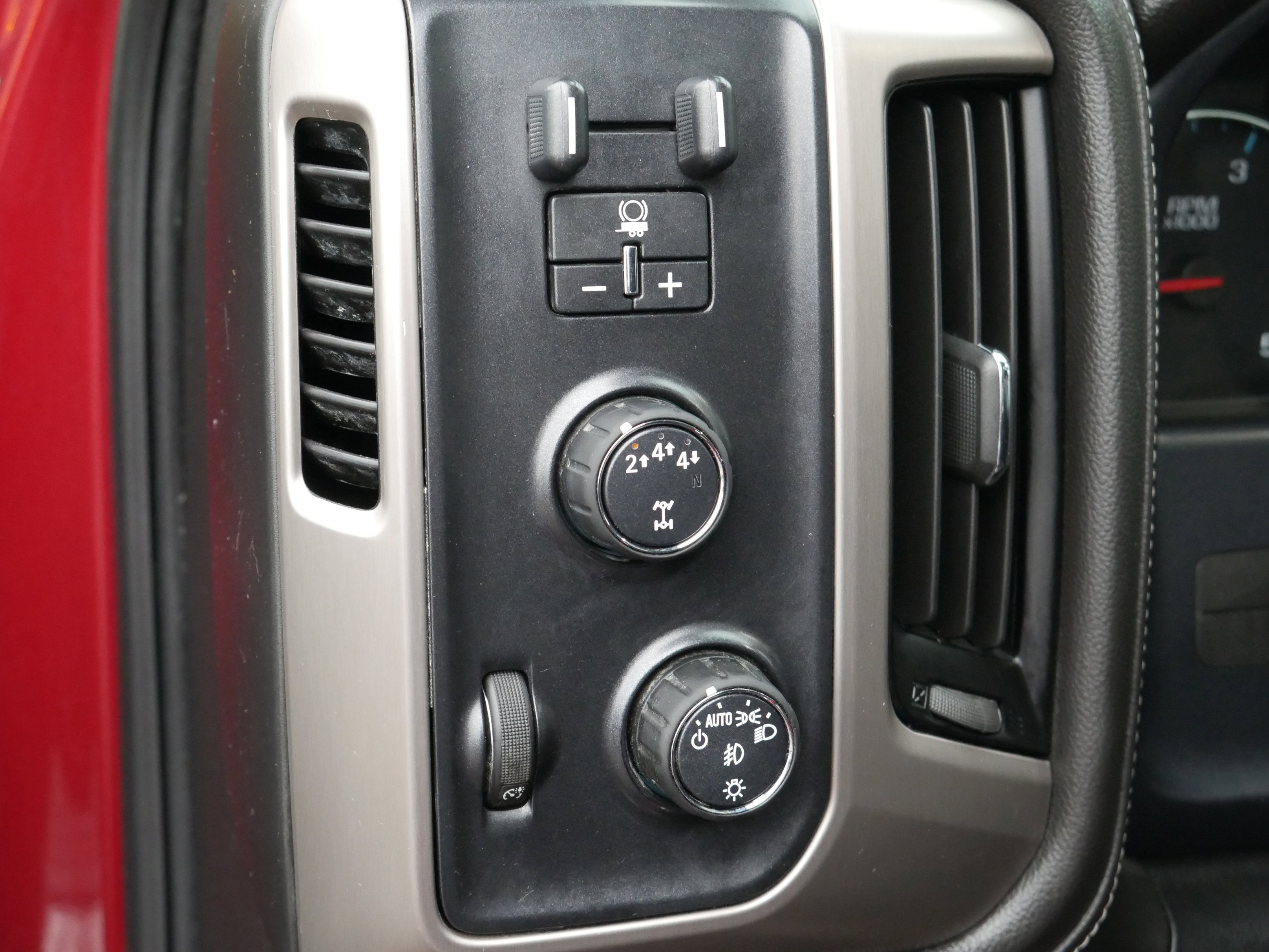 Used 2019 GMC Sierra 2500 Denali image 6