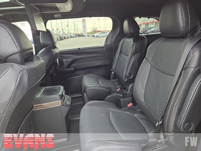 Certified 2026 Toyota Sienna Platinum AWD/4WD image 25