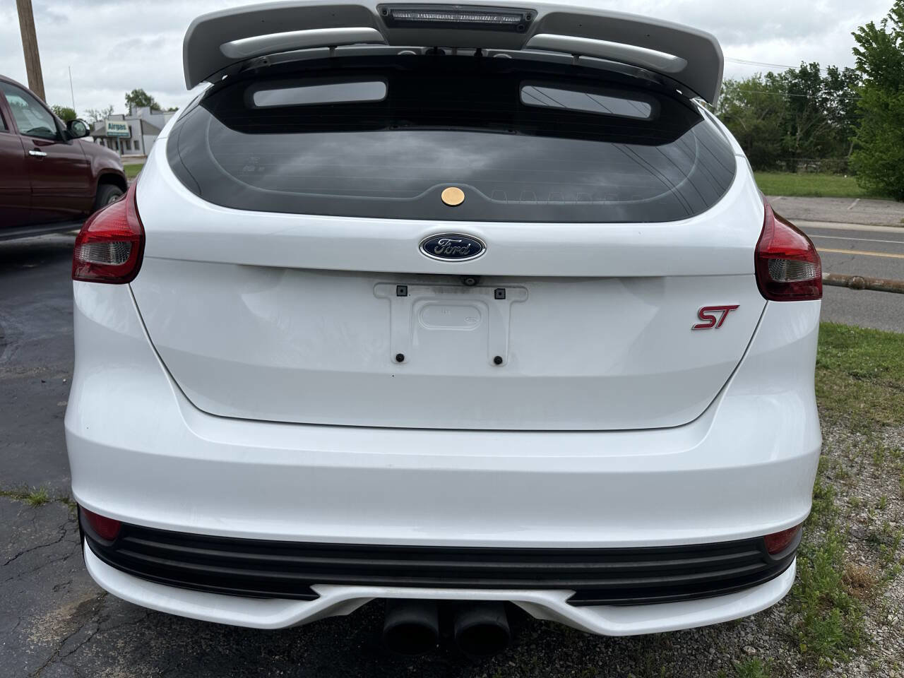 Used 2016 Ford Focus ST image 8