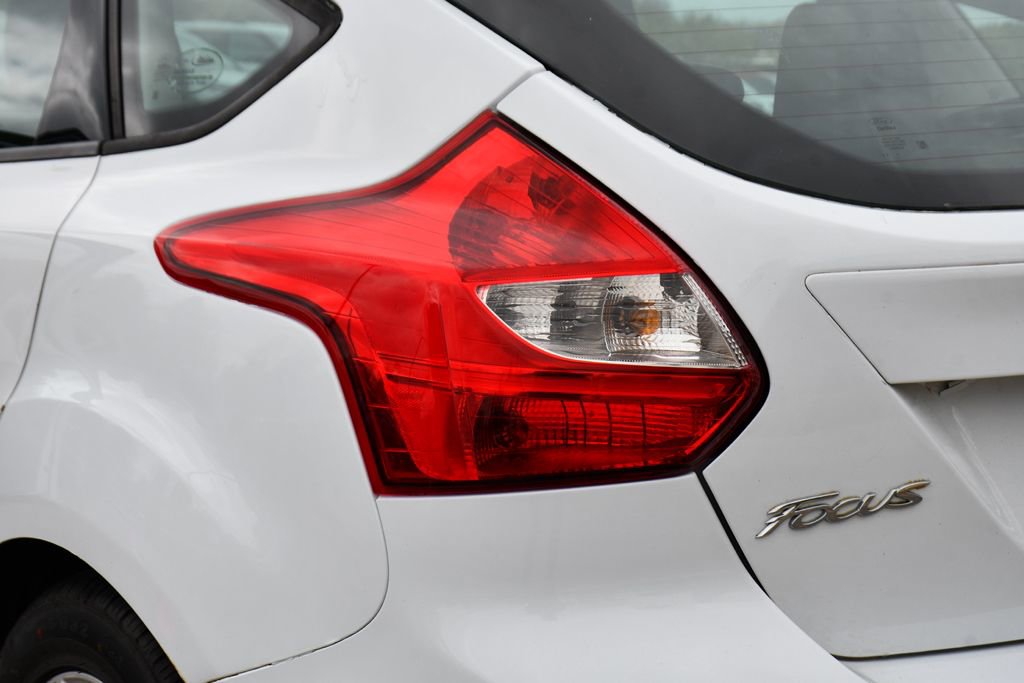 Used 2013 Ford Focus SE FWD image 34