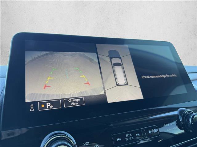 Used 2021 Nissan Armada SL w/ Captain's Chairs Package image 18