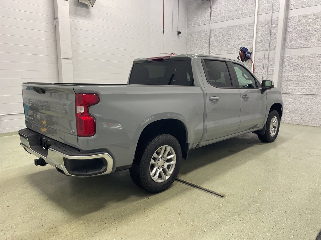 Used 2024 Chevrolet Silverado 1500 LT image 3