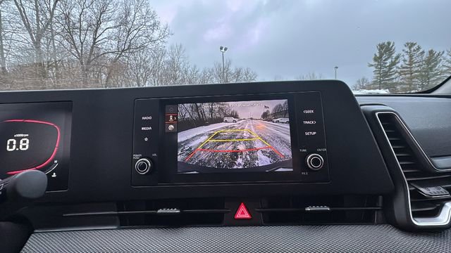 Used 2024 Kia Sportage LX image 20