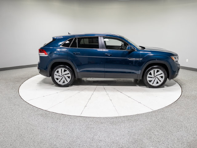 Used 2023 Volkswagen Atlas Cross Sport SE AWD/4WD image 6