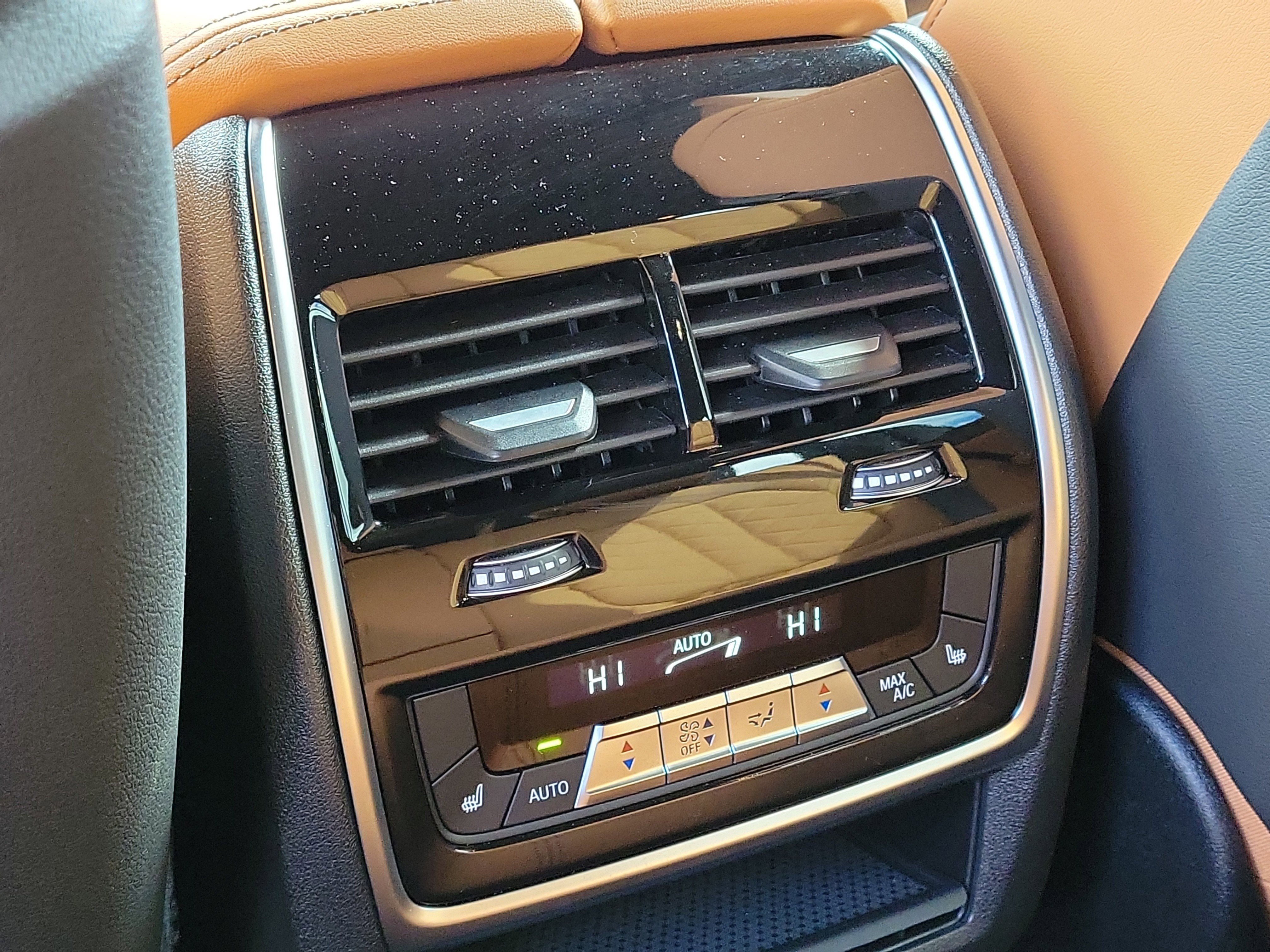 Used 2026 BMW X5 sDrive40i image 13