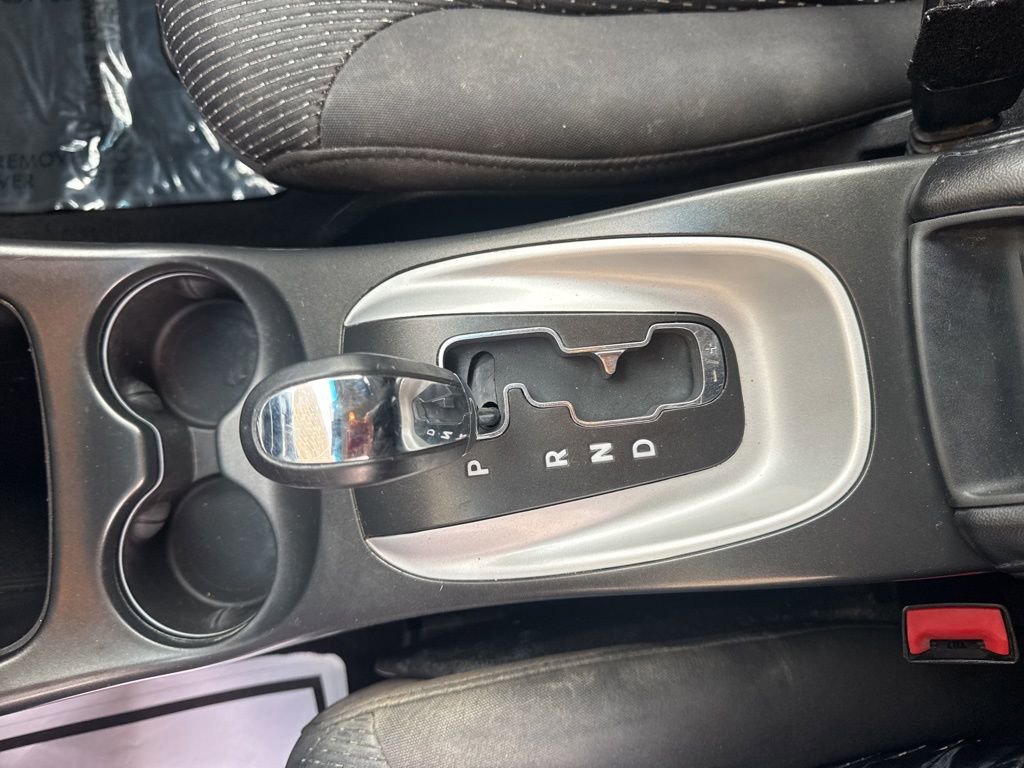 Used 2014 Dodge Journey SXT w/ Flexible Seating Group image 23