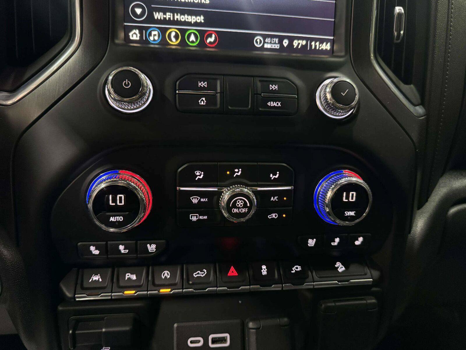 Used 2021 GMC Sierra 1500 AT4 w/ AT4 Premium Package AWD/4WD image 34