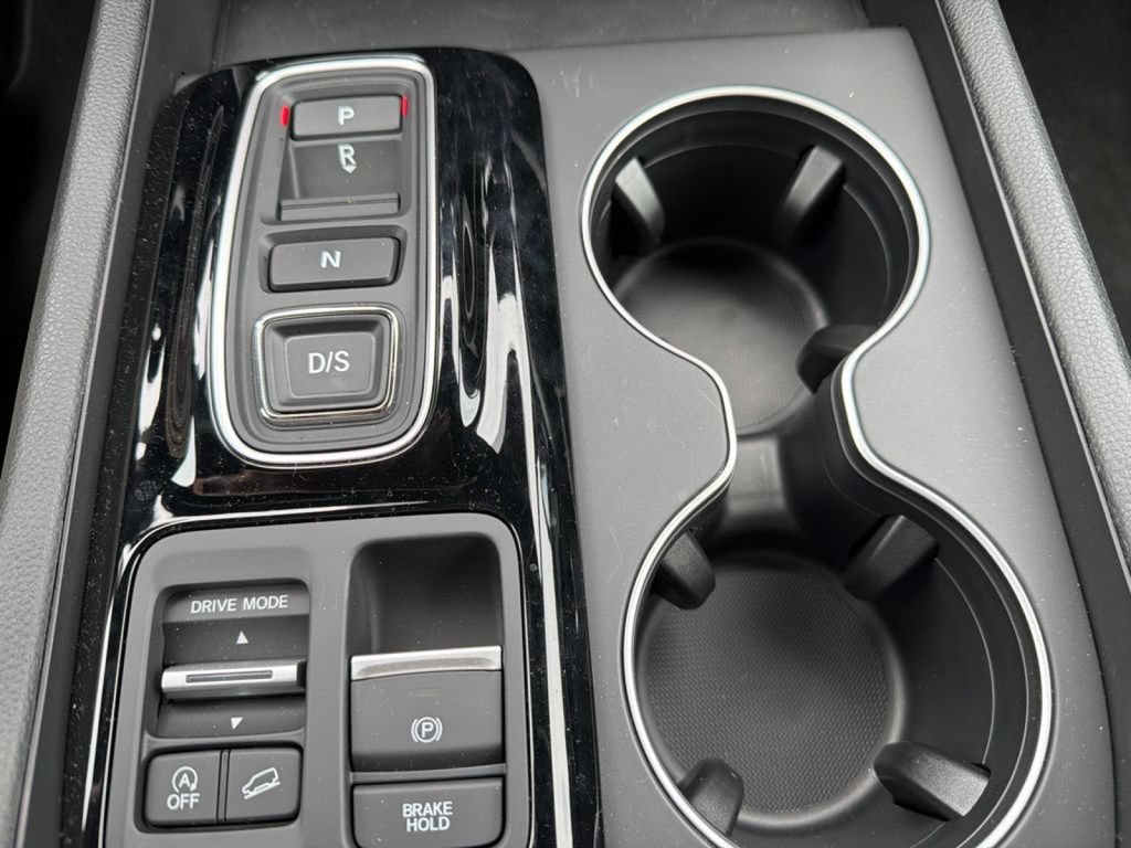 New 2026 Honda Pilot Sport image 21