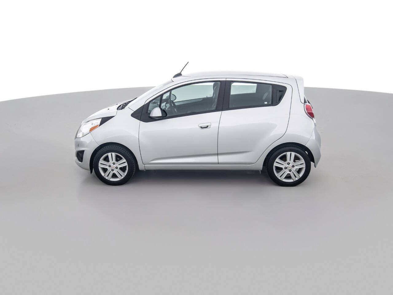 Used 2015 Chevrolet Spark LT FWD image 8