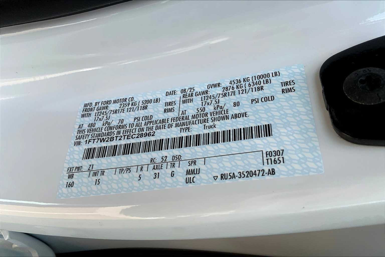 New 2026 Ford F250 XL w/ XL Chrome Package image 21