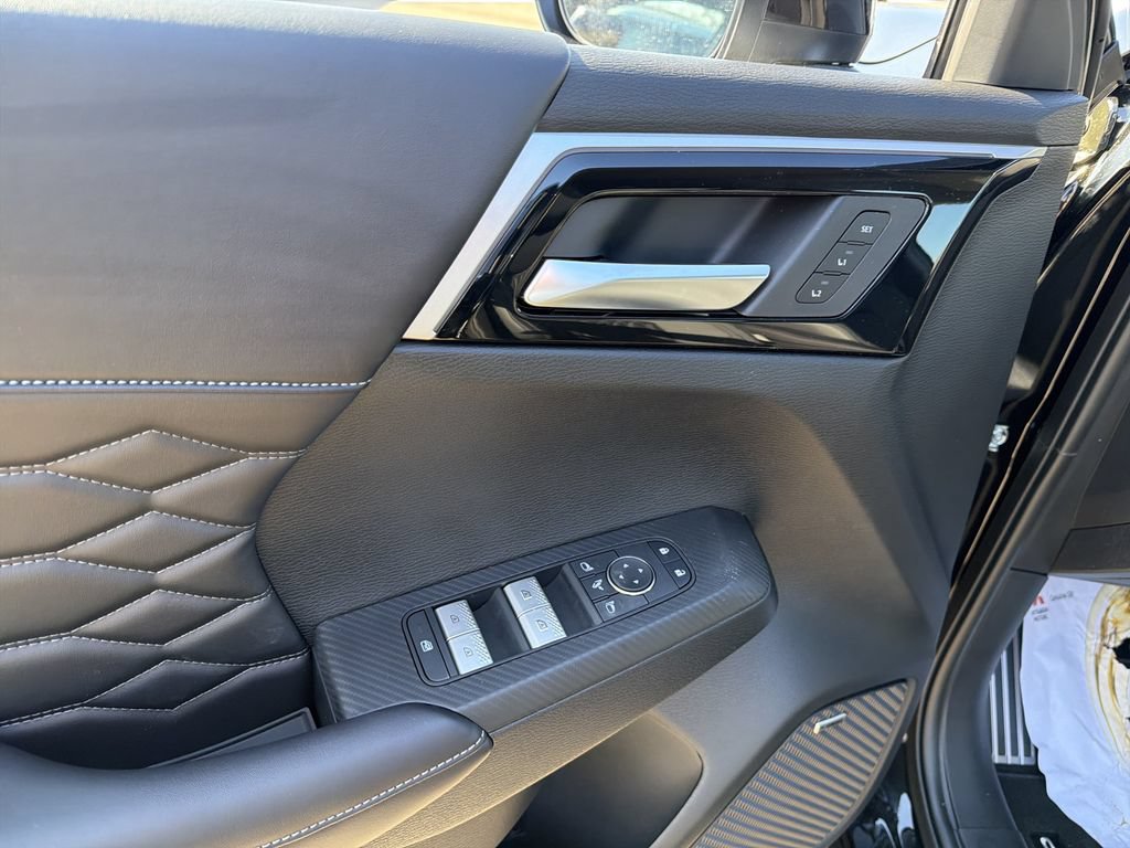 New 2026 Mitsubishi Outlander SEL AWD/4WD image 14